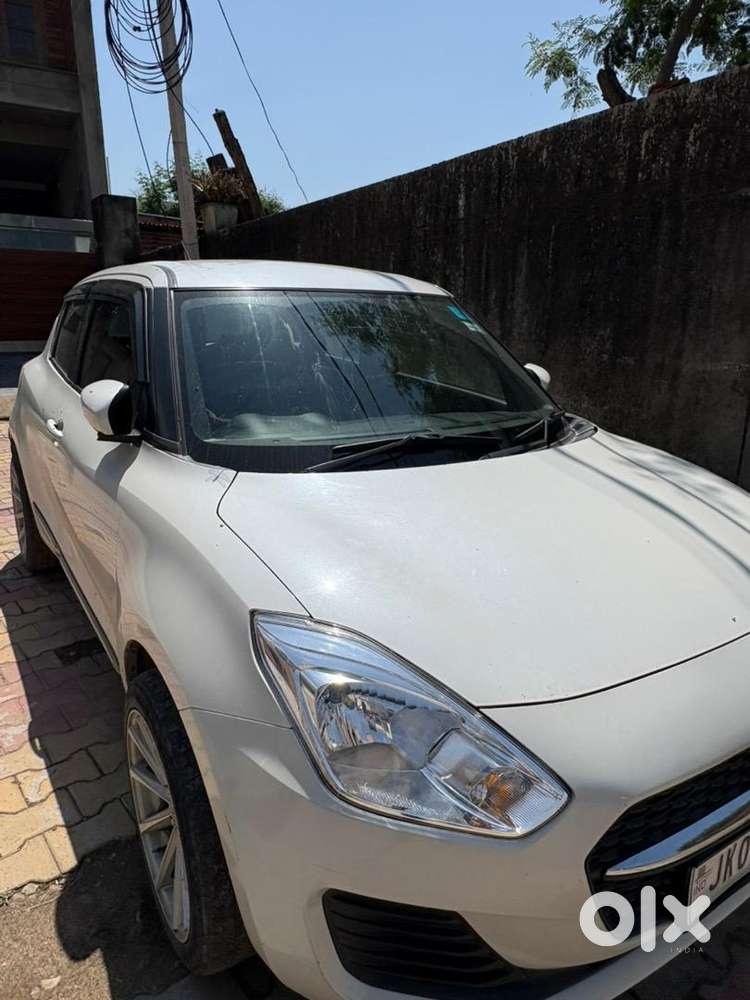 Maruti Suzuki Swift 2023 Petrol Automatic 50000 Km Driven