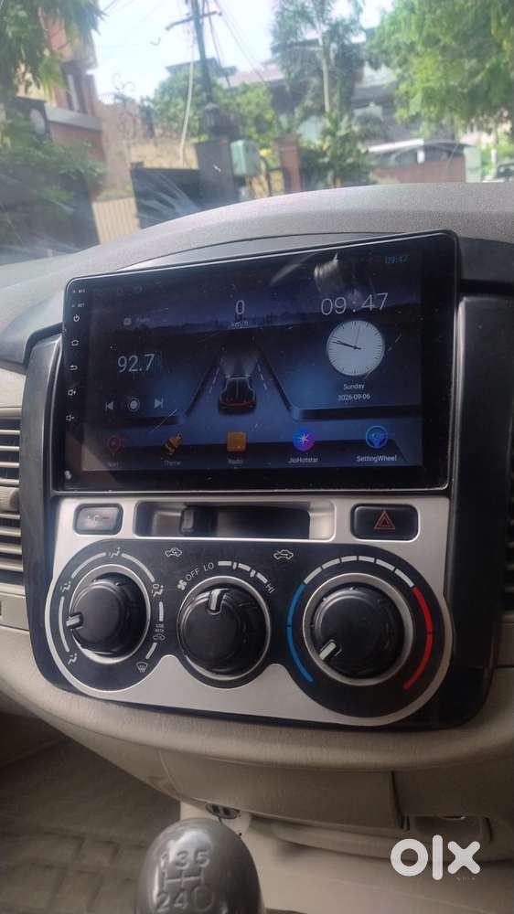 Toyota Innova, 2012