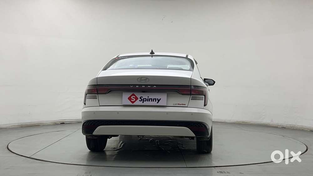 Hyundai Verna 1.5 Sx (o) Turbo Petrol Dct, 2023, Petrol