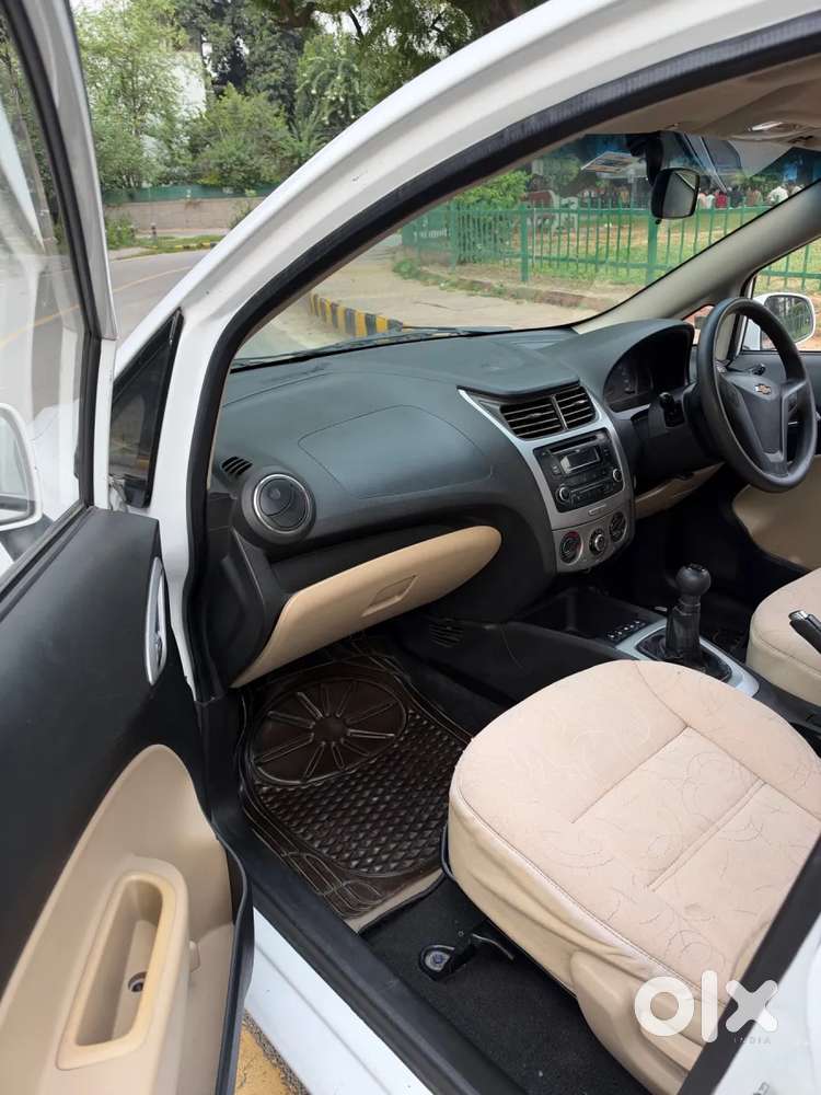 Chevrolet Sail, 2015, Petrol