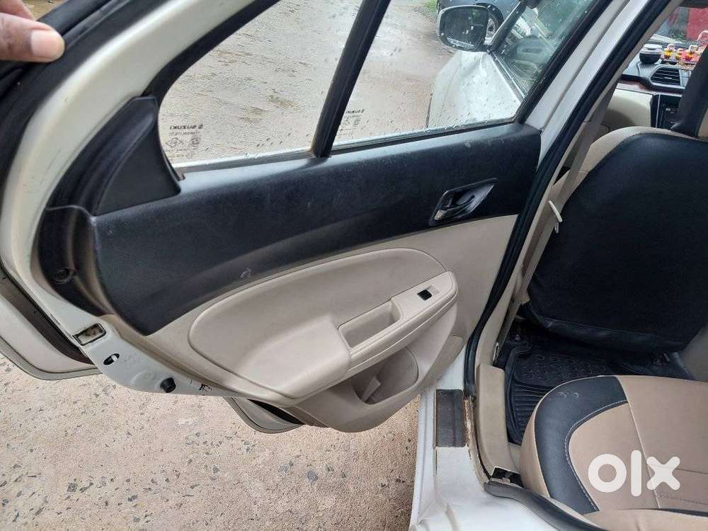 Maruti Suzuki Swift Dzire 1.2 Zxi Bsiv, 2019, Petrol