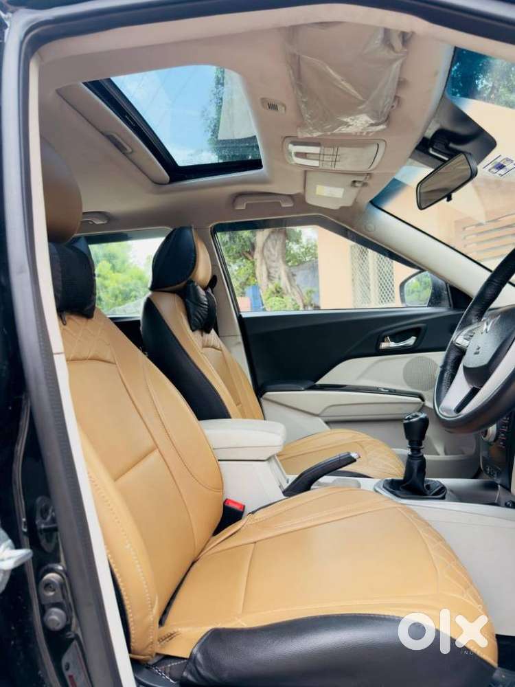 Mahindra Xuv300 W8 Option Diesel, 2023, Diesel