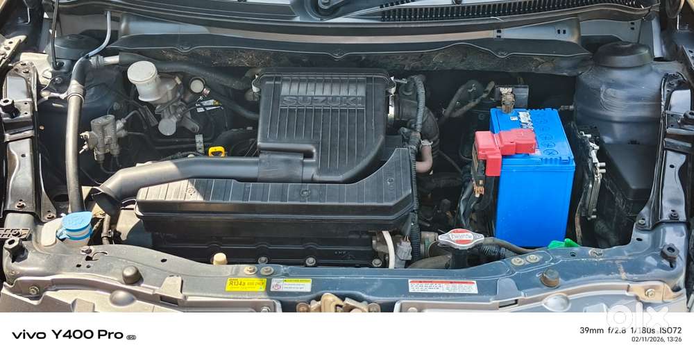 Maruti Suzuki Swift Vxi Abs Bsiv, 2017, Petrol