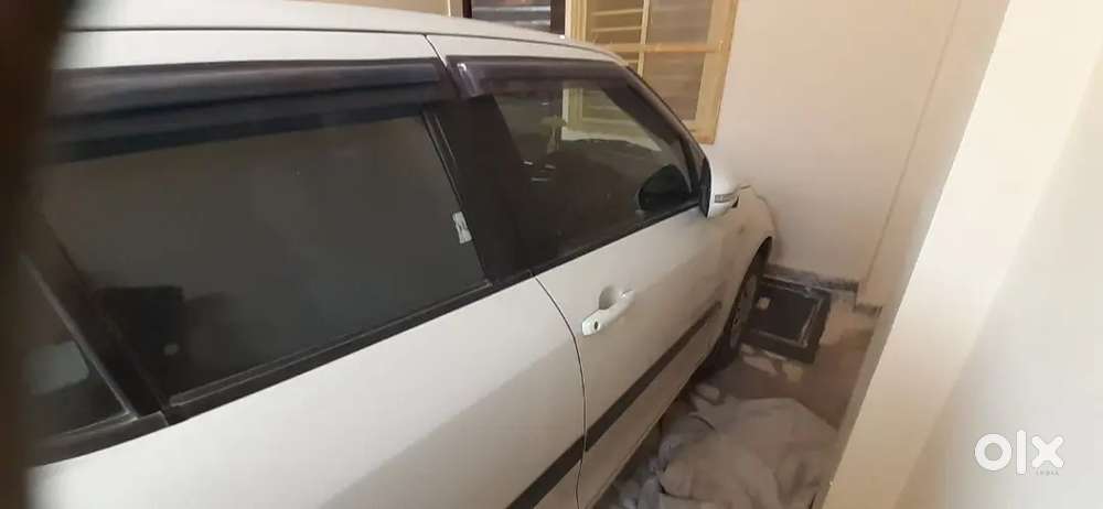 Maruti Suzuki Swift 2012