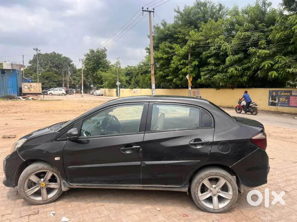 Honda Amaze 2017 S (o) I-vtec