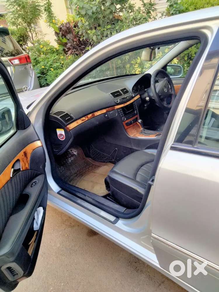 Mercedes Benz E - 280