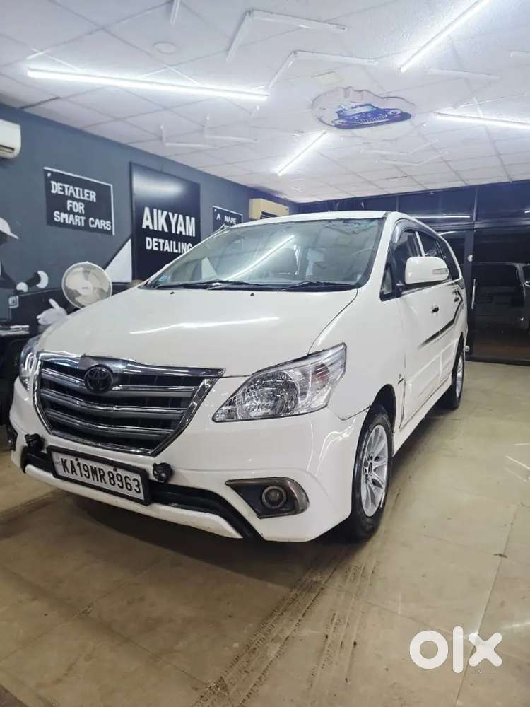 Innova 2.5 G Diesel 8 Seater For Sale Immediate Sale