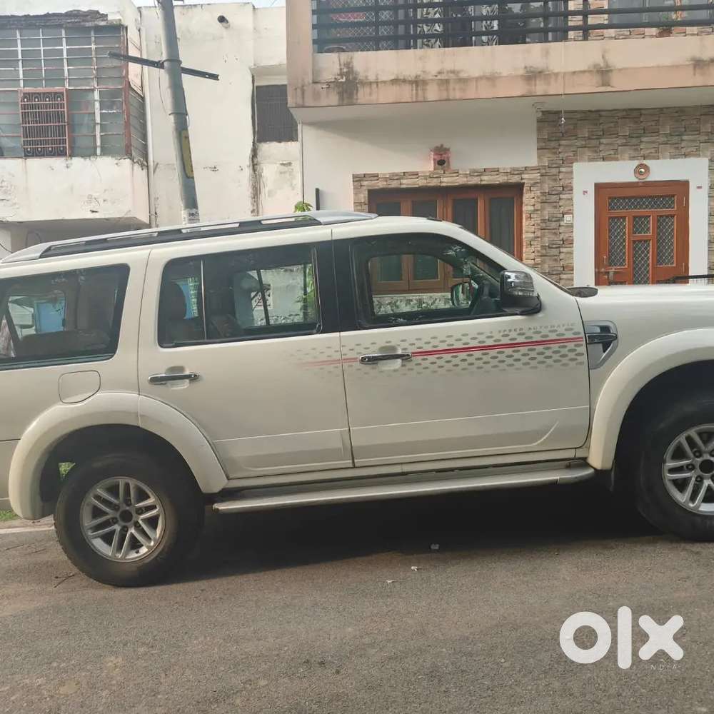 Ford Endeavour 2013 Diesel 95000 Km Driven