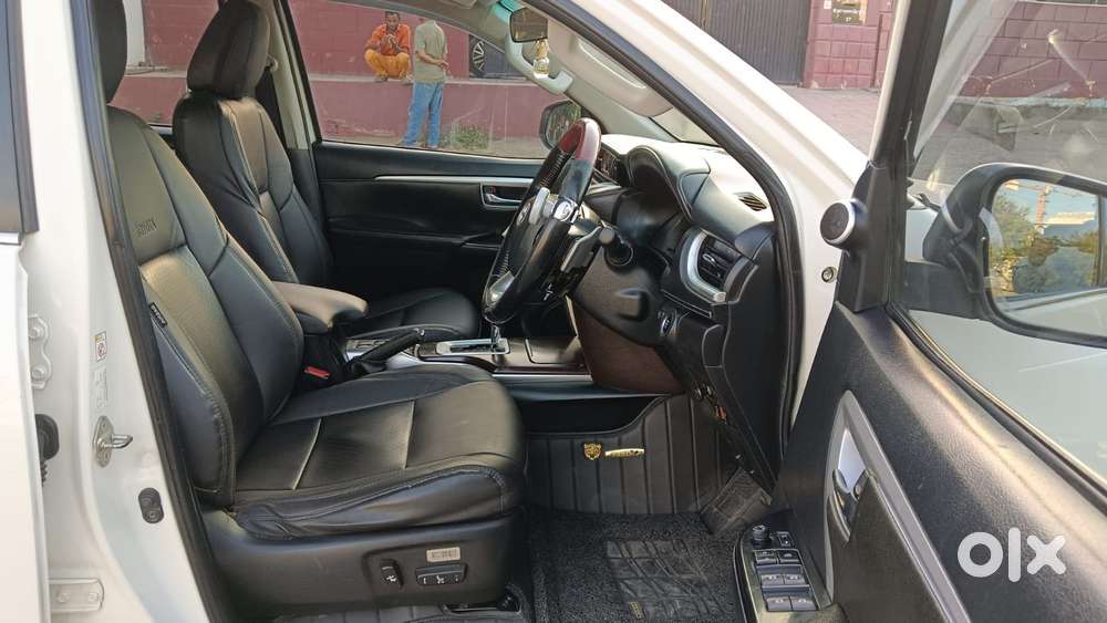 Toyota Fortuner 4x2 At 2.8 Diesel, 2018, Diesel