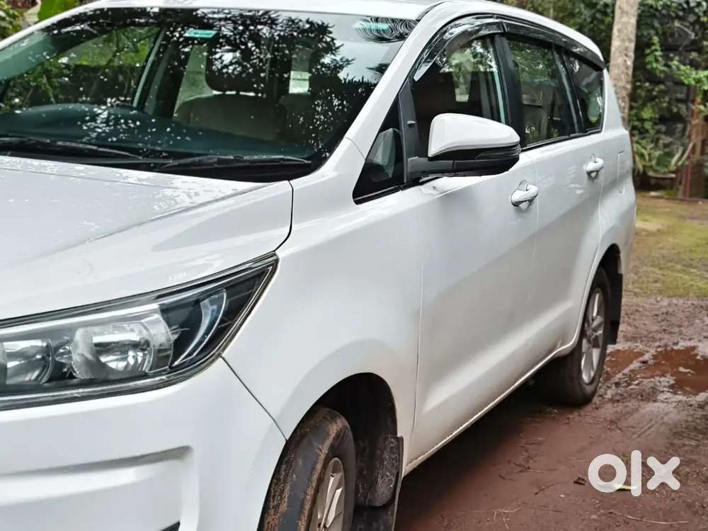 Toyota Innova Crysta 2.4 2018