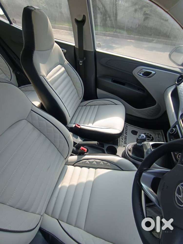 Hyundai Grand I10 Nios Sportz 1.2 At, 2022, Petrol