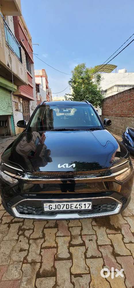 Kia Carens 2022 Diesel 60000 Km Driven