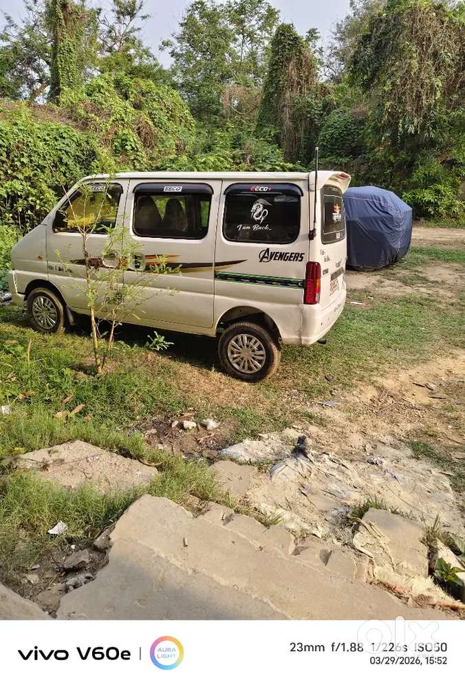 Maruti Suzuki Eeco 2014 Cng & Hybrids 200000 Km Driven Full Frace