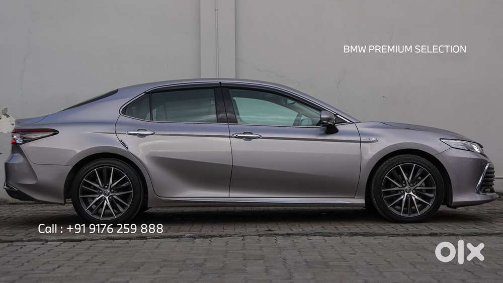 Toyota Camry, 2023, Petrol