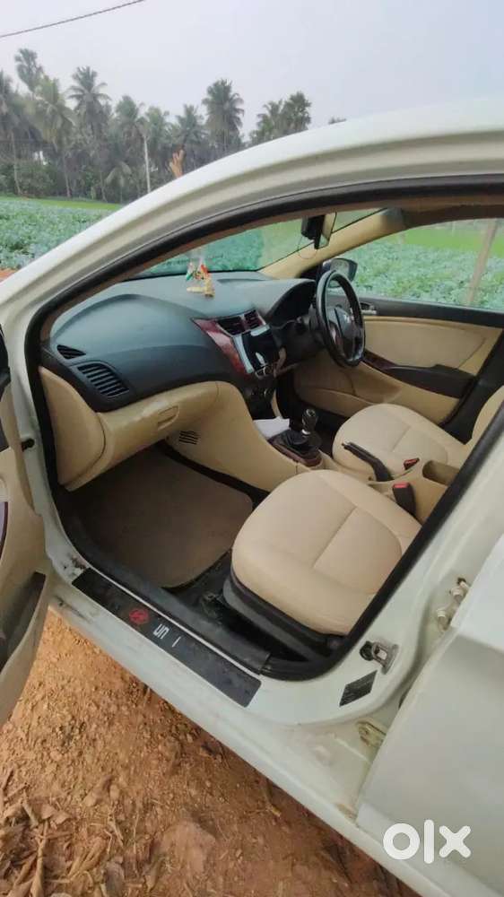 Hyundai Verna 2012 Diesel 130000 Km Driven