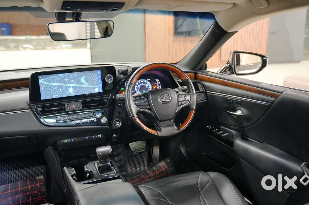 Lexus Es 300h Exquisite, 2024, Petrol