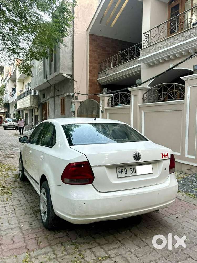 Volkswagen Vento 1.6 Highline Plus 16 Alloy, 2012, Diesel