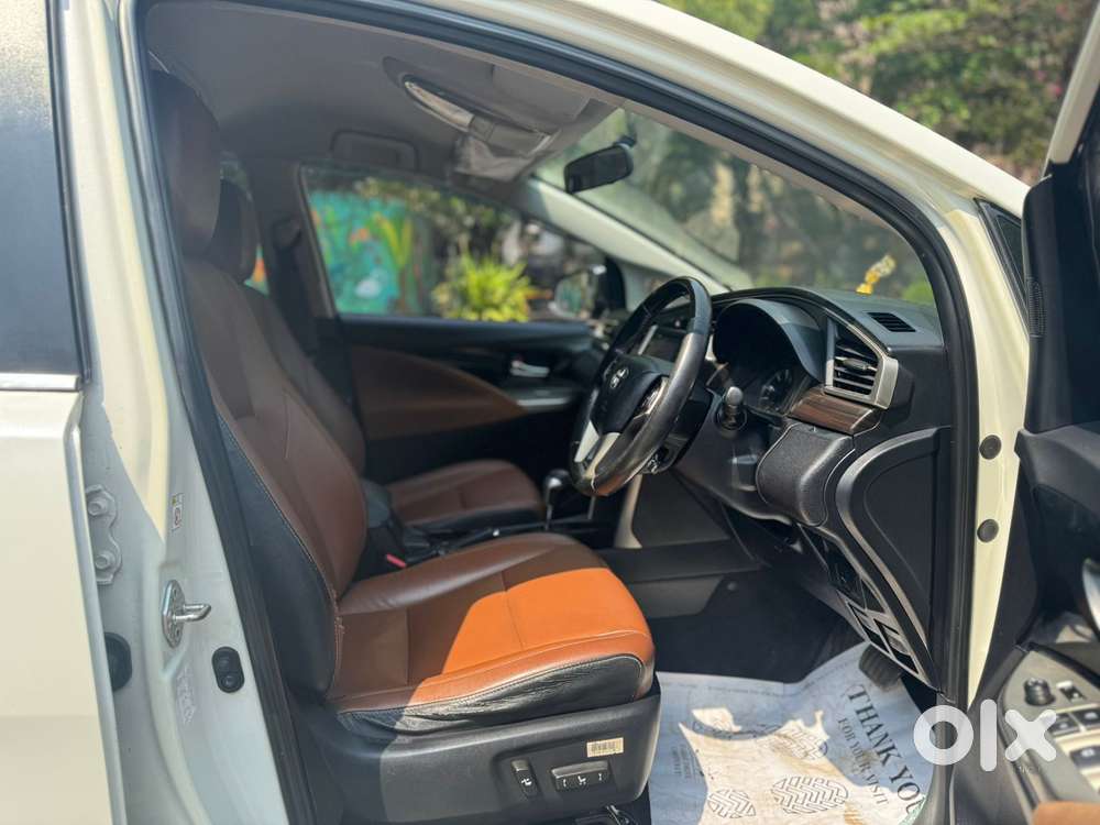 Toyota Innova Crysta 2.8z Automatic, 2017, Diesel
