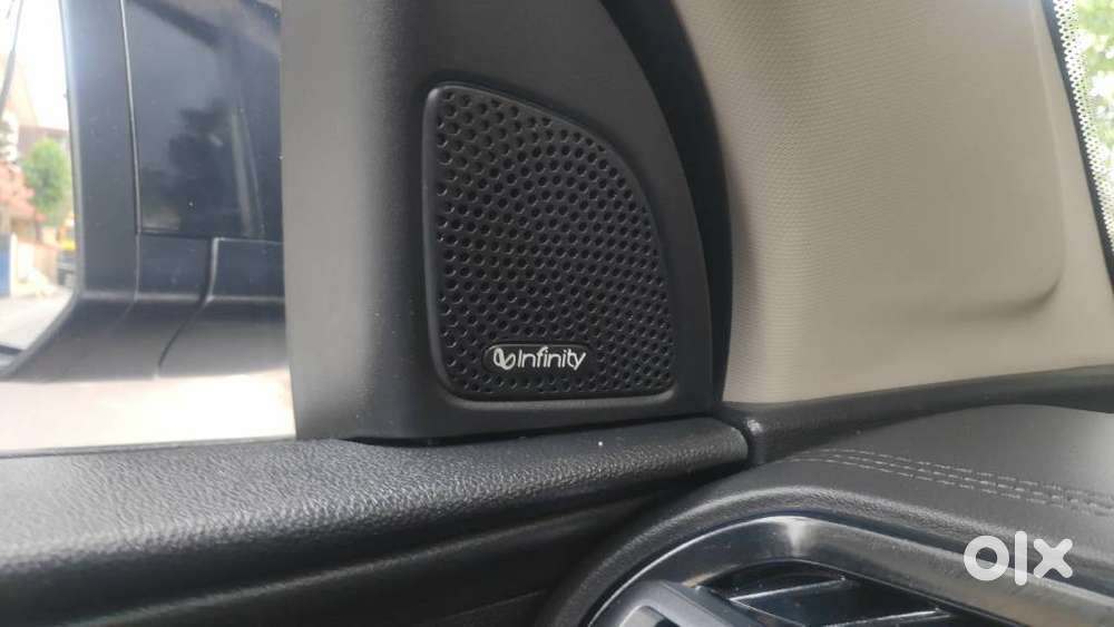 Mg Hector Plus Sharp Pro Blackstorm 1.5 Turbo Petrol Cvt 7 Str, 2025..