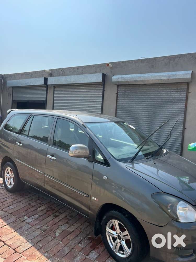 Toyota Innova Diesel 2010