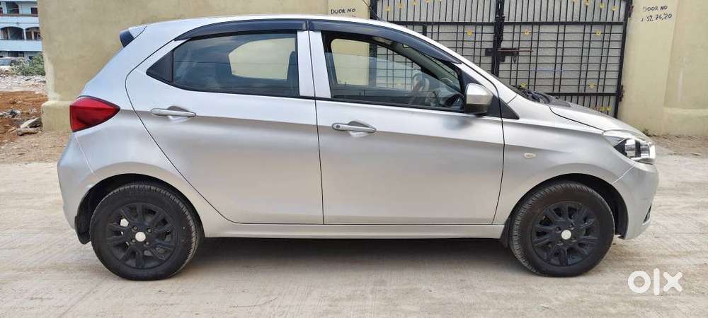 Tata Tiago 1.2 Revotron Xt Option, 2019, Petrol