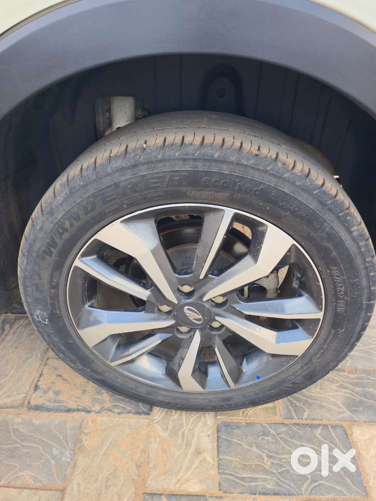 Mahindra Xuv300 W8 Option Diesel, 2022, Diesel