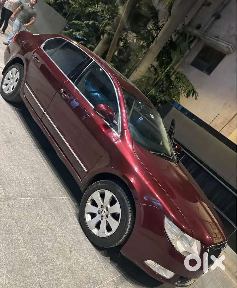 Skoda Superb 2014 Diesel 82300 Km Driven