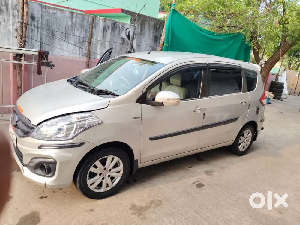 Maruti Suzuki Ertiga 2016 Diesel 151410 Km Driven