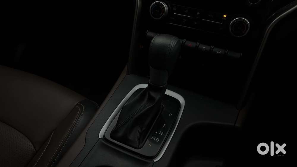 Mahindra Scorpio-n 2.0 Z8 L Petrol At 7 Str, 2023, Petrol