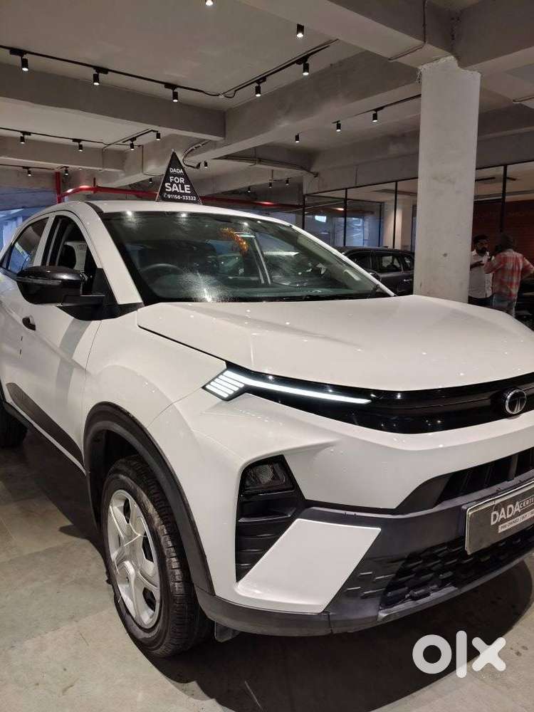 Tata Nexon Smart Plus1.2 Revotron Petrol 5 Mt, 2024, Petrol