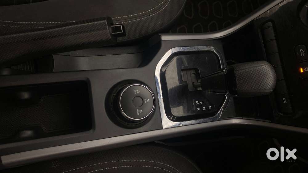 Tata Nexon 1.5 Revotorq Xma Amt (s), 2020, Petrol