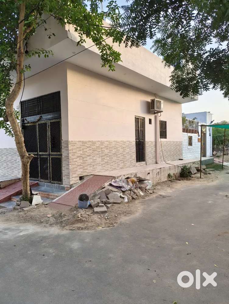 25*30 squre feet  house for sell