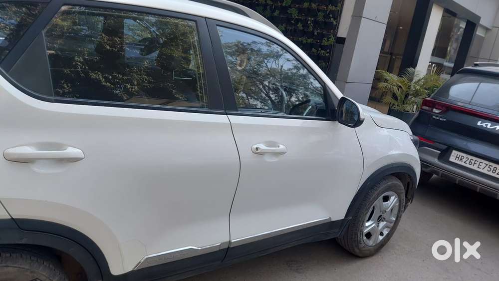 Kia Sonet Petrol 2022