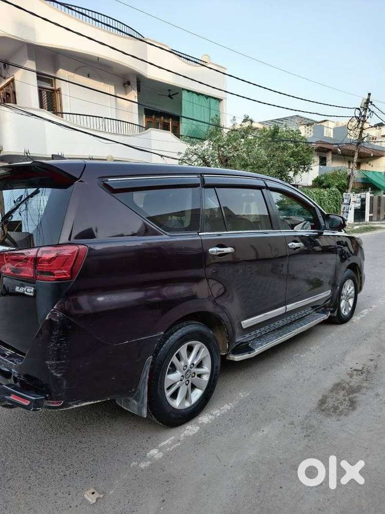 Toyota Innova Crysta 2.8 Gx At, 2017, Diesel