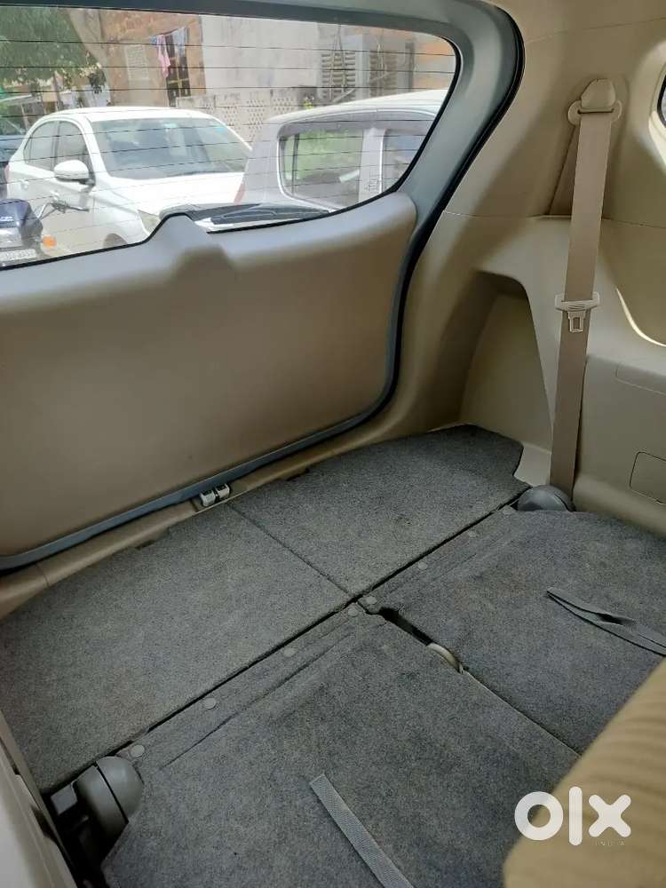 Maruti Suzuki Ertiga Zxi 2022