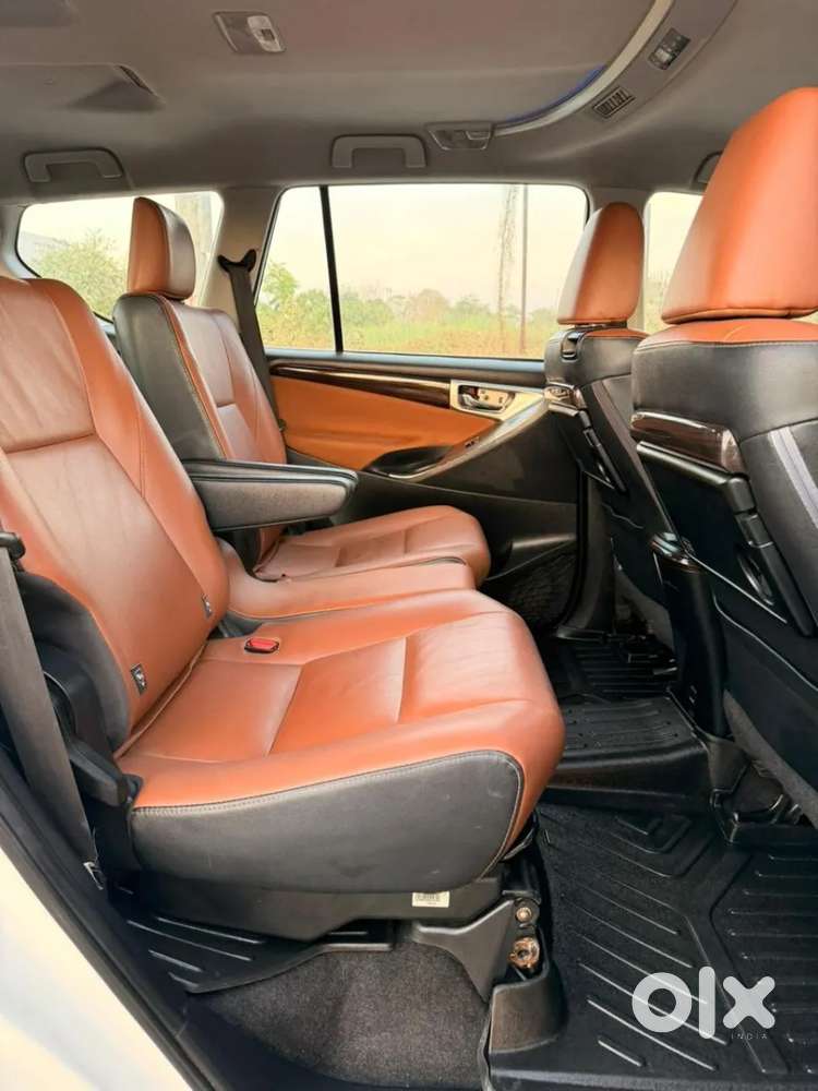 Toyota Innova Crysta 2.8 Zx At 7 Seater, 2019, Diesel