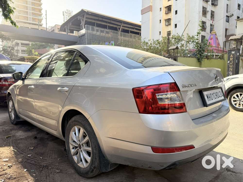 Skoda Octavia 1.8 Tsi Style Plus At, 2016, Petrol