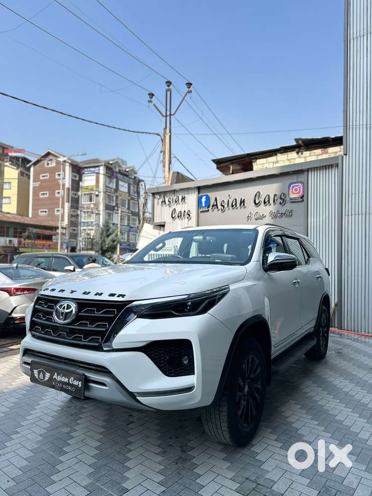 Toyota Fortuner Legender 4x4 At 2.8, 2025, Diesel