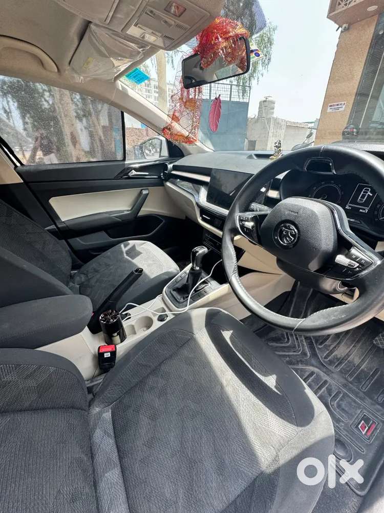 Skoda Slavia 2025 Petrol 6000 Km Driven