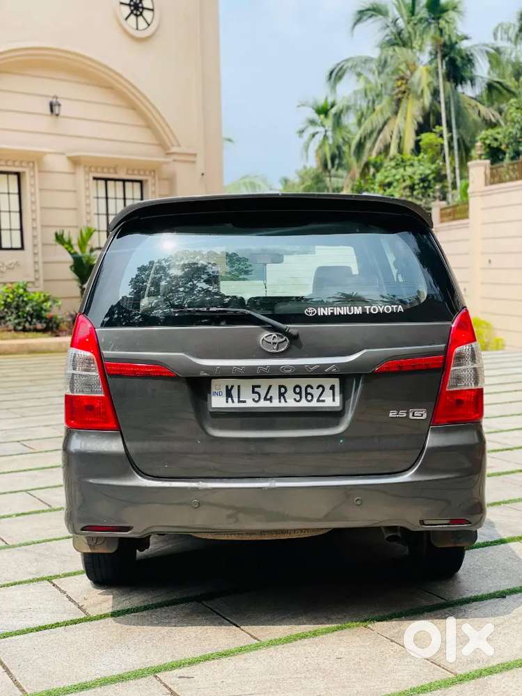 Toyota Innova 2013 Diesel Intercooler Engine Well Maintained