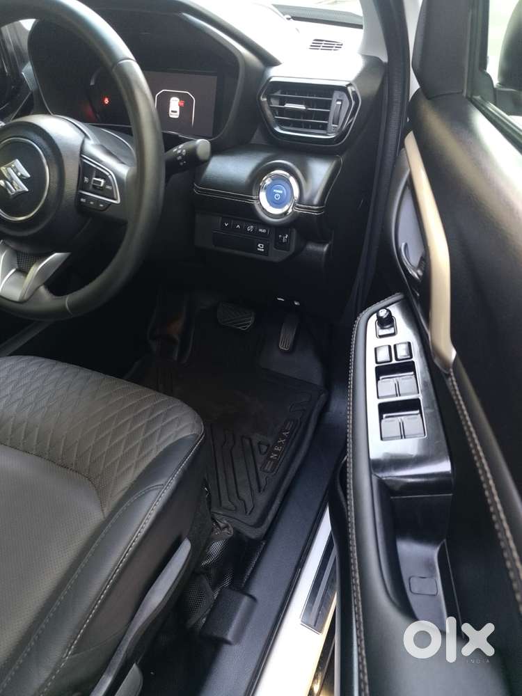 Maruti Suzuki Grand Vitara 1.5 Alpha Plus Intelligent Hybrid Ecvt, 2..