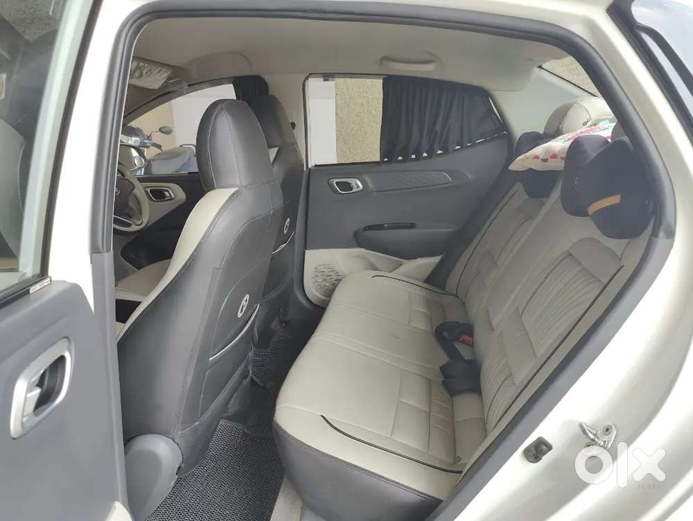 Hyundai Aura Sx Cng For Sale – Excellent Condition