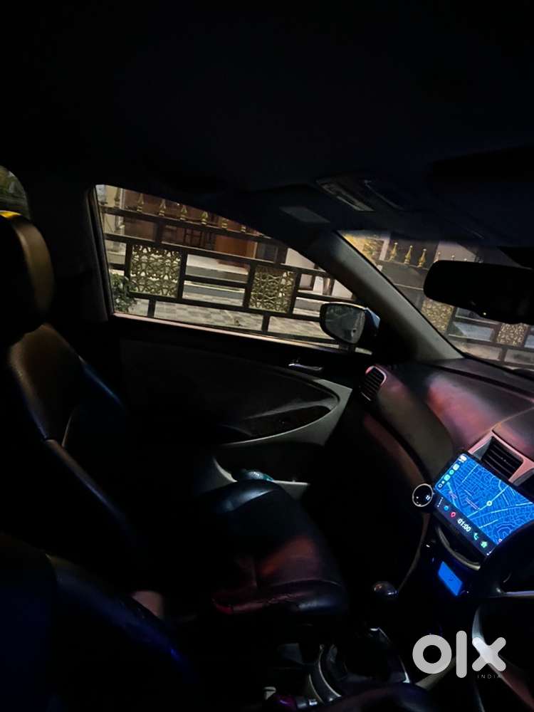 Hyundai Fluidic Verna 2012