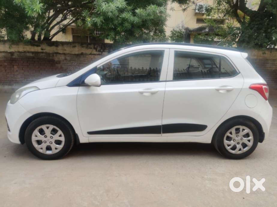 Hyundai Grand I10 Sportz O 1.2, 2016, Cng & Hybrids