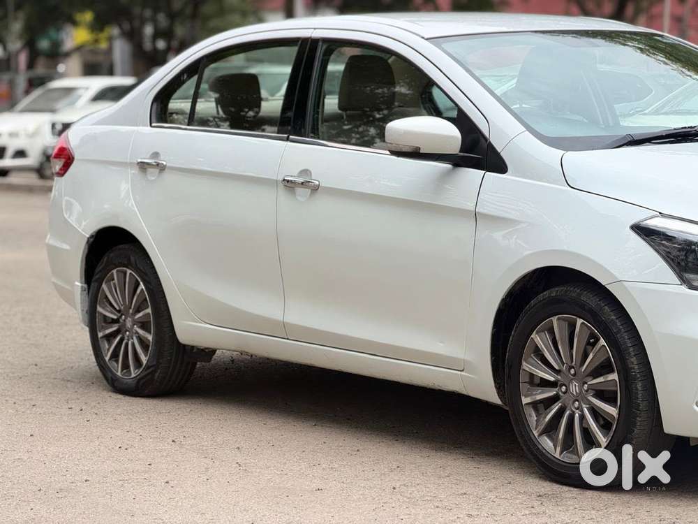 Maruti Suzuki Ciaz Smart Hybrid Alpha , 2019, Diesel