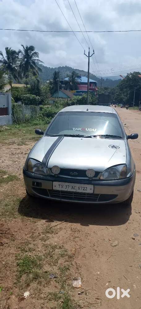Ford Ikon 1.3 Zxi 2003