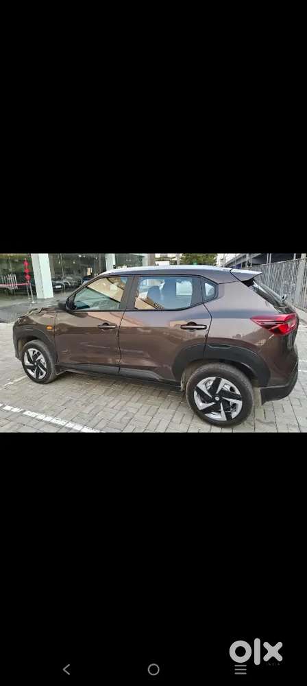 Nissan Magnite Ez Shiwt 2024