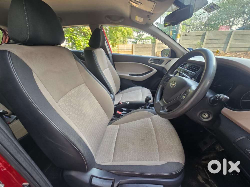 Hyundai I20 Sportz 1.2 Bs-iv, 2017, Petrol