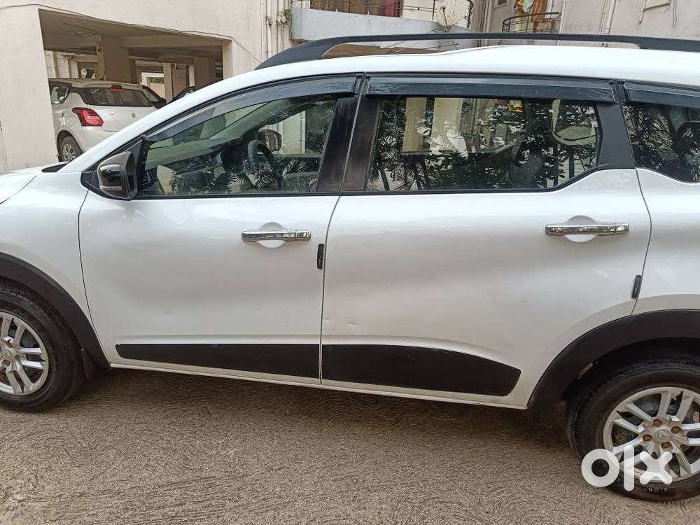 Renault Triber Rxt, 2021, Petrol