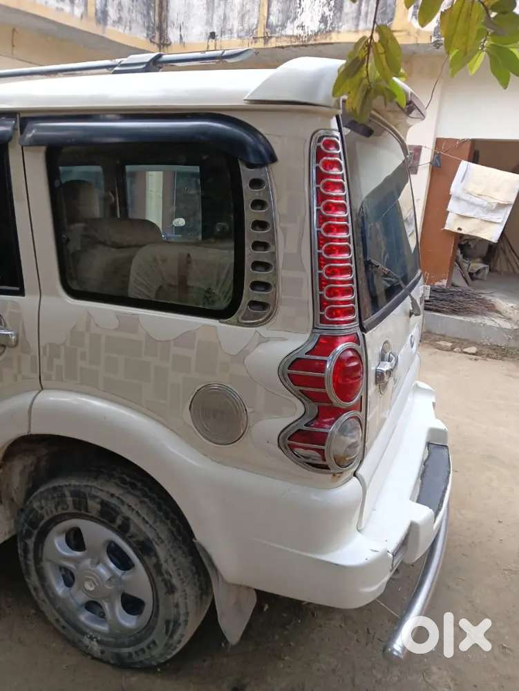 Mahindra Scorpio Classic 2011